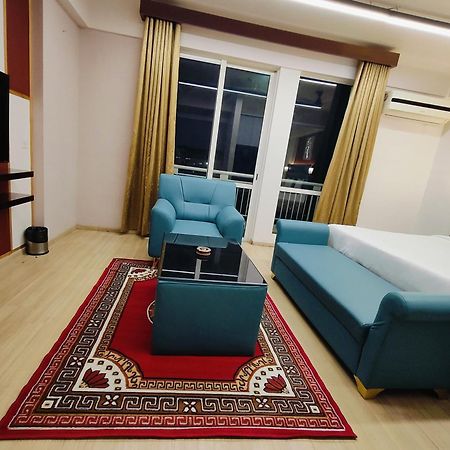 The Grace Residency - Gomtinagar, Lucknow Aparthotel Buitenkant foto