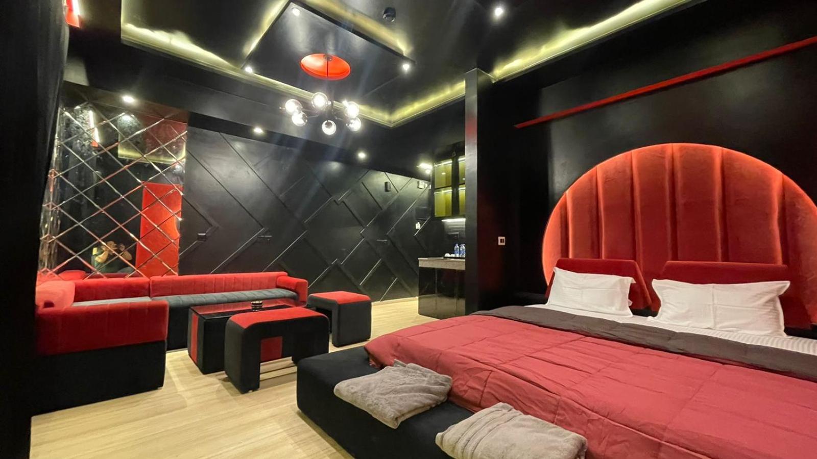 The Grace Residency - Gomtinagar, Lucknow Aparthotel Buitenkant foto