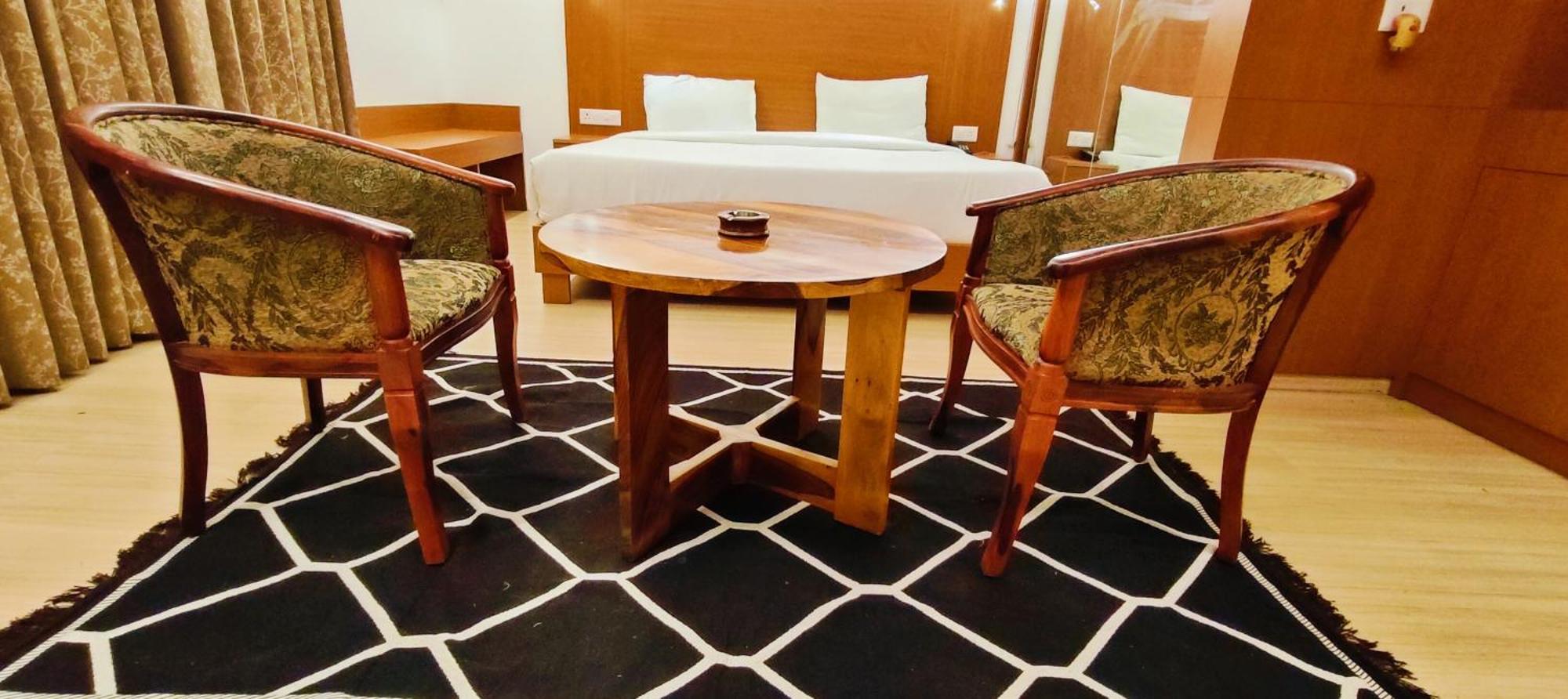 The Grace Residency - Gomtinagar, Lucknow Aparthotel Buitenkant foto